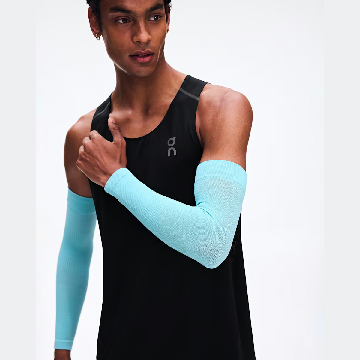ON Performance Arm Sleeves (Unisex) GEAR - Accessories WASH