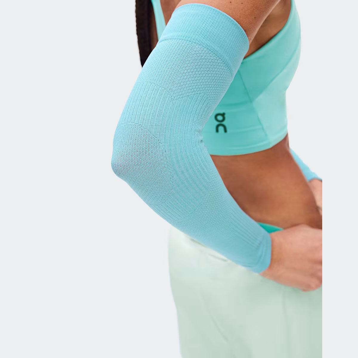 ON Performance Arm Sleeves (Unisex) GEAR - Accessories