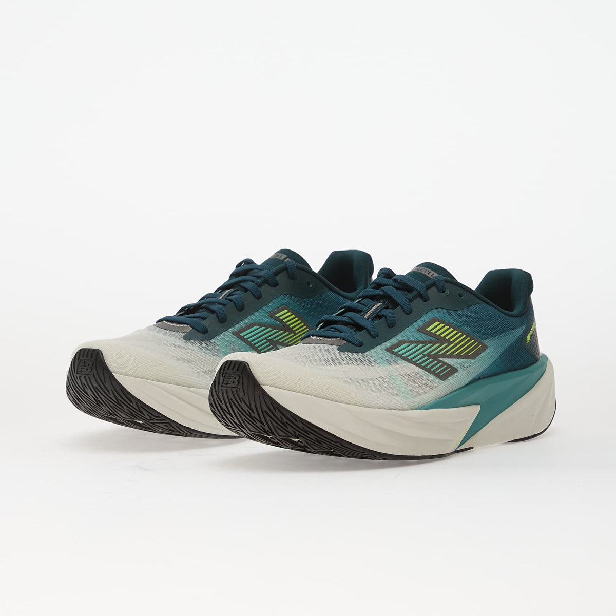 NEW BALANCE FuelCell Rebel V5 Men's
