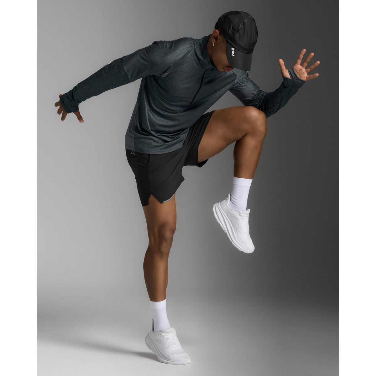 2XU Aero 1/2 Zip Mens APPAREL - Mens Long Sleeve Tops