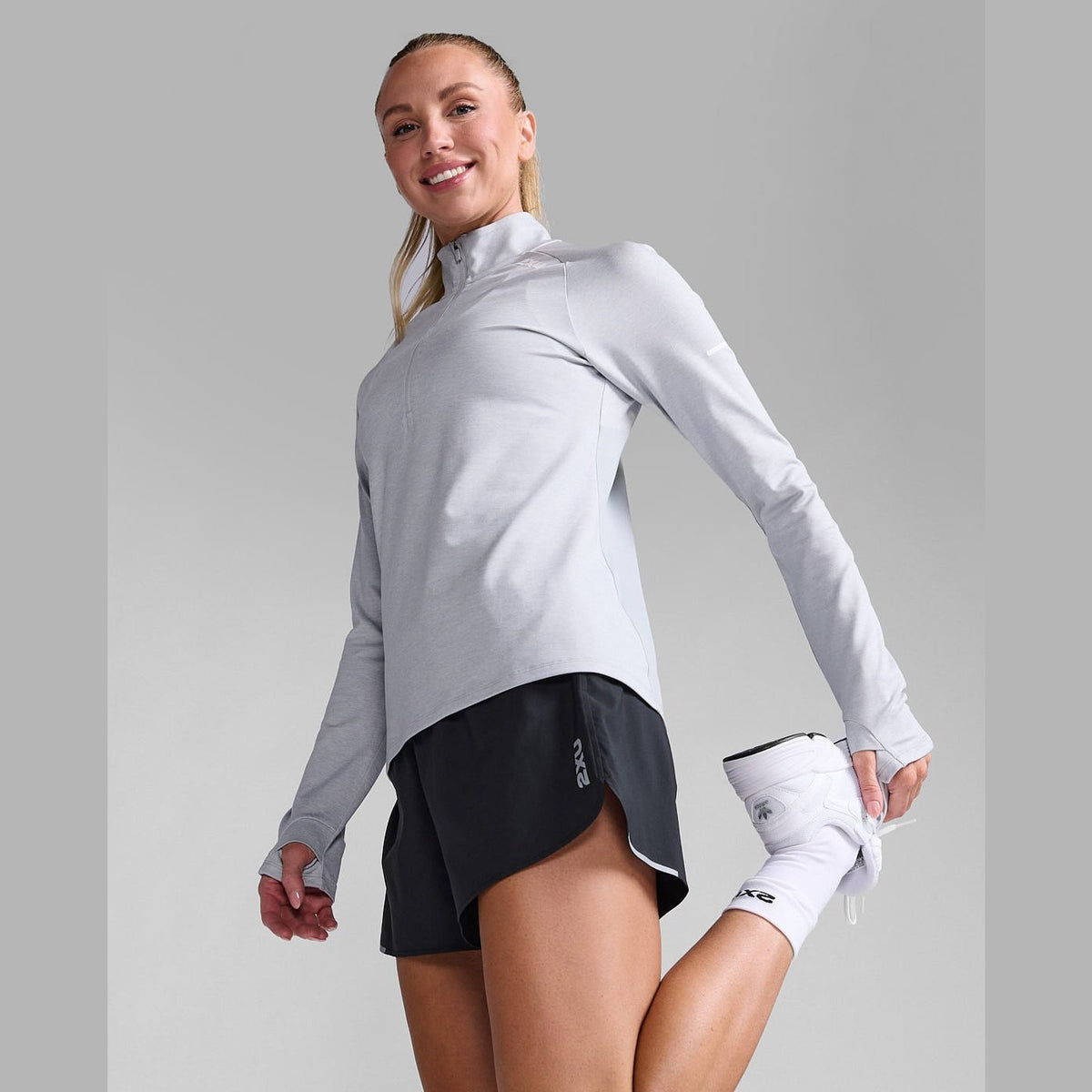 2XU Aero 1/2 Zip Womens APPAREL - Womens Jackets HARBOUR MIST/ WHITE REFLECTIVE