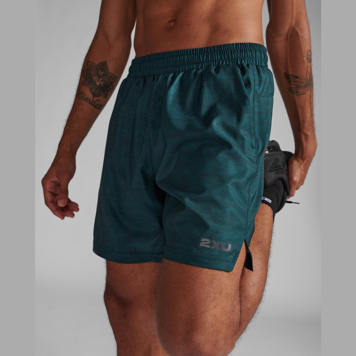 2XU Aero 7 Inch Shorts Mens APPAREL - Mens Shorts PINE PRINT/ BLACK REFLECTIVE