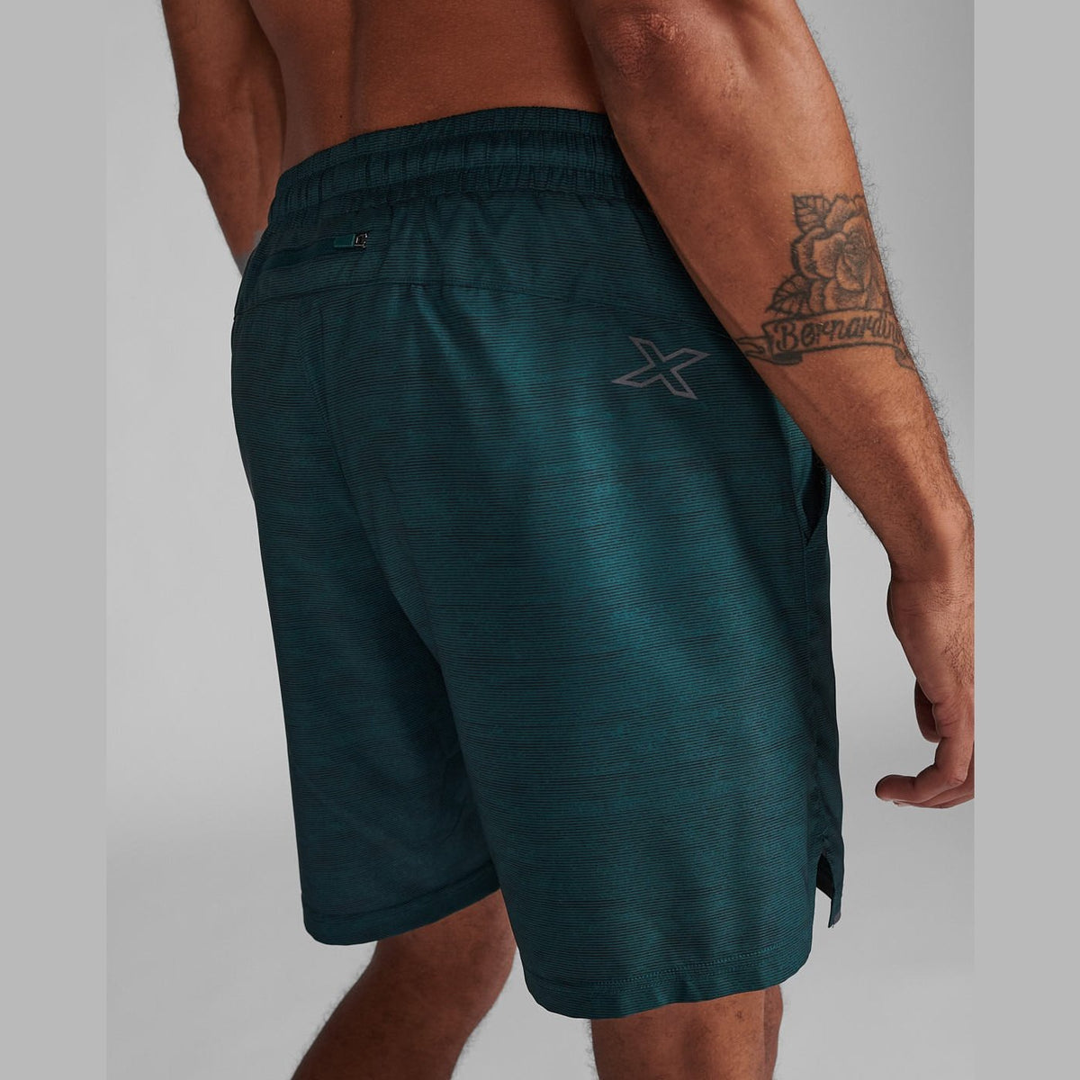 2XU Aero 7 Inch Shorts Mens APPAREL - Mens Shorts 