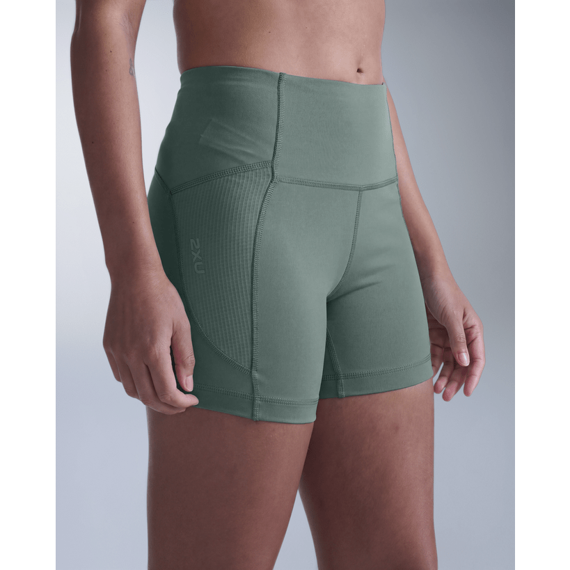 2XU Aero Mesh Hi-Rise Compression 4" Shorts Womens APPAREL - Womens Shorts