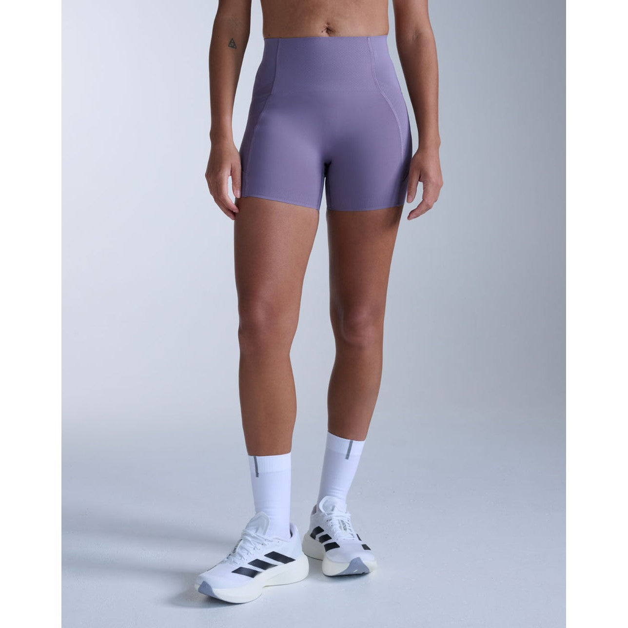 2XU Aero Mesh Hi-Rise Compression 4" Shorts Women's APPAREL - Womens Shorts DUSTED GRAPE/GRAPE REFLECTIVE