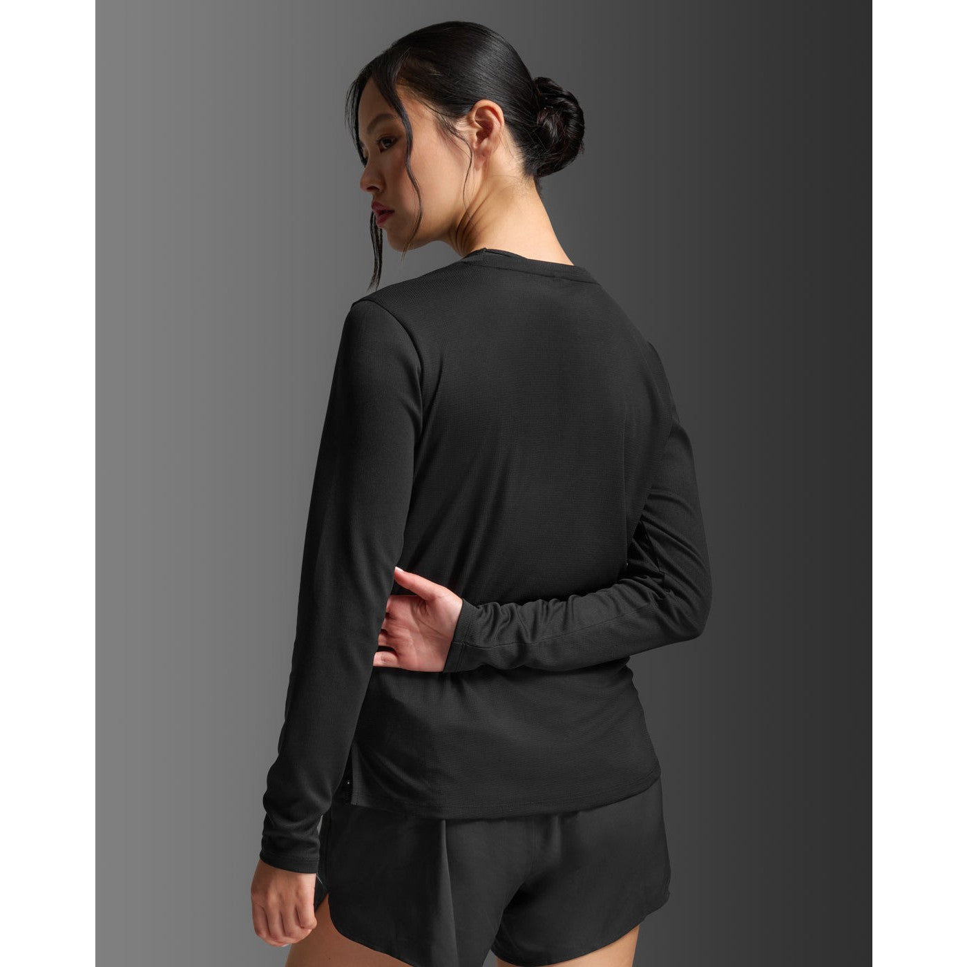 2XU Aero Mesh Long Sleeve Women's APPAREL - Womens T-Shirts BLACK/SILVER REFLECTIVE