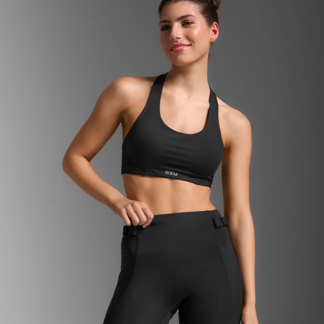 2XU Aero Mesh Medium Impact Bra Womens APPAREL - Womens Bras