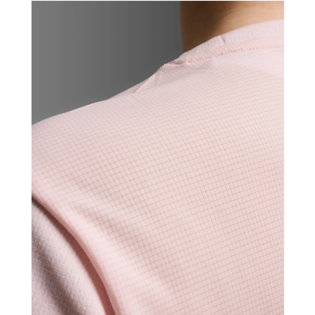2XU Aero Mesh Tee Womens - APPAREL - Womens T-Shirts