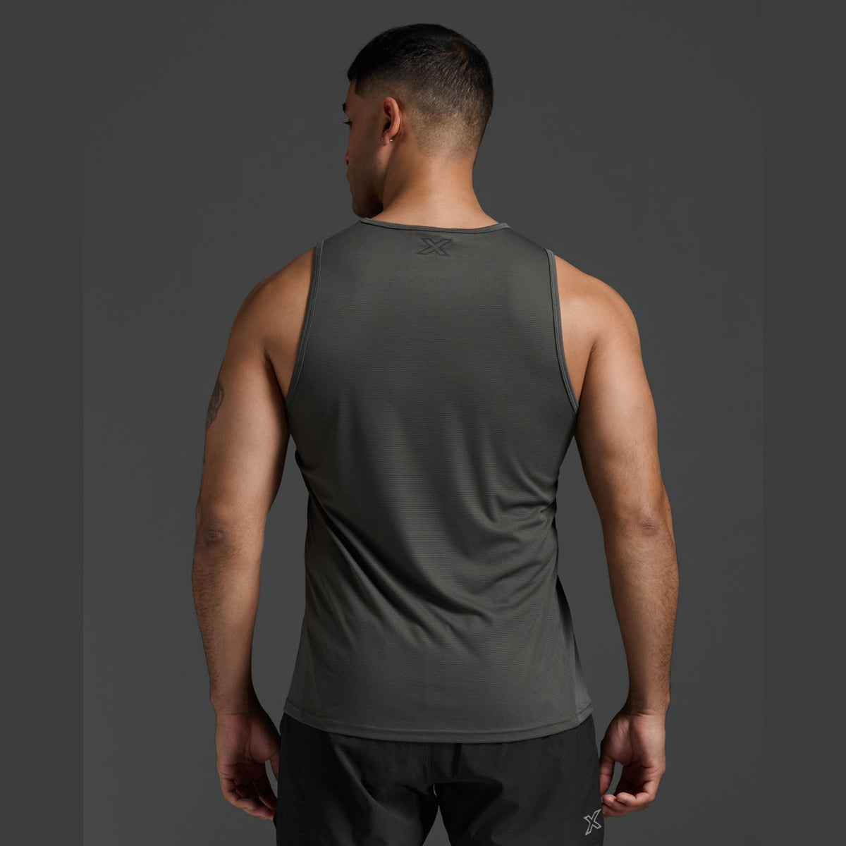 2XU Aero Tank Mens APPAREL - Mens Tanks 