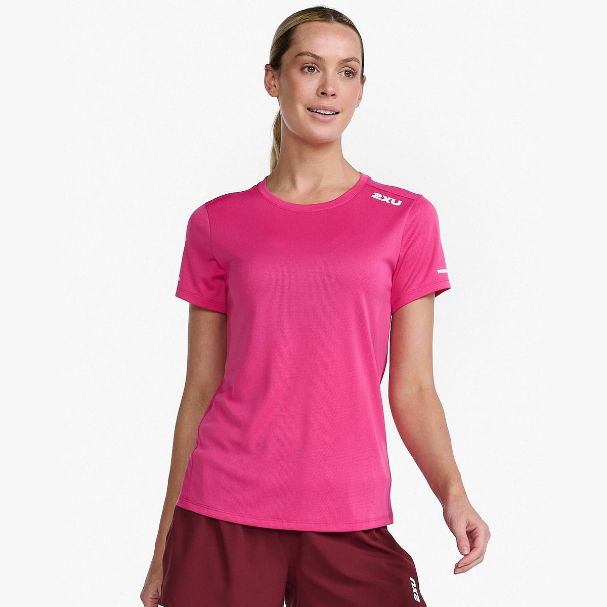 2XU Aero Tee Womens APPAREL - Womens T-Shirts FUCHSIA/WHITE REFLECTIVE