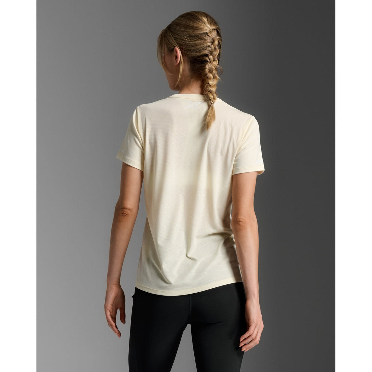 2XU Aero Tee Womens - APPAREL - Womens T-Shirts