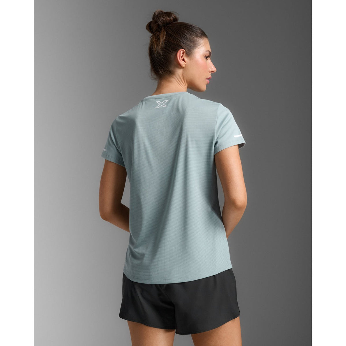 2XU Aero Tee Womens - APPAREL - Womens T-Shirts