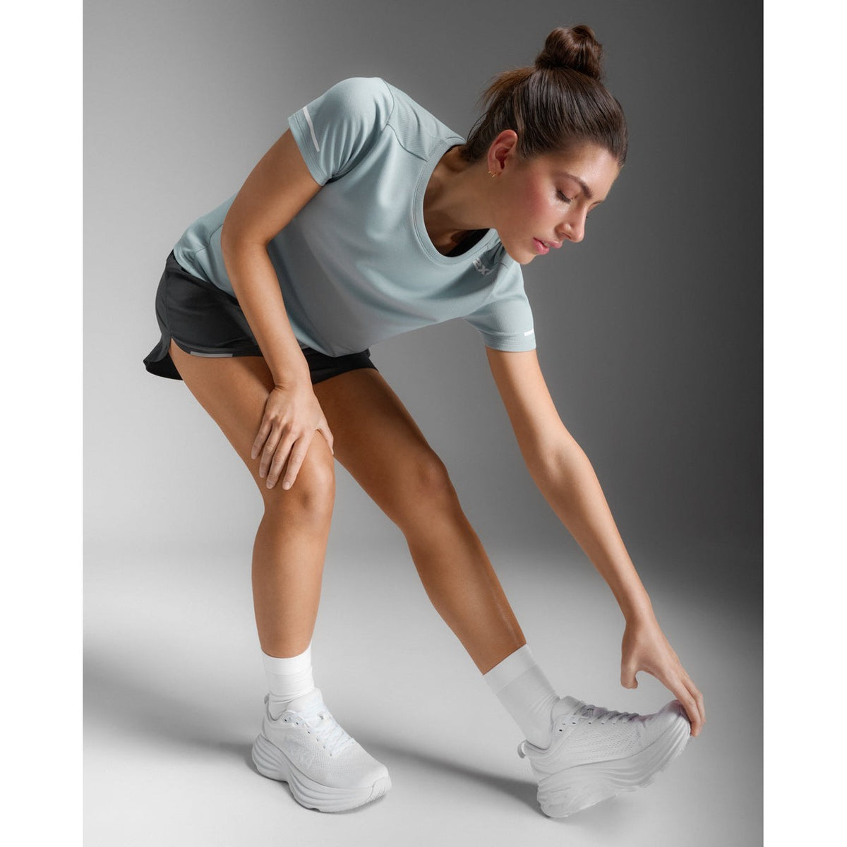 2XU Aero Tee Womens - APPAREL - Womens T-Shirts