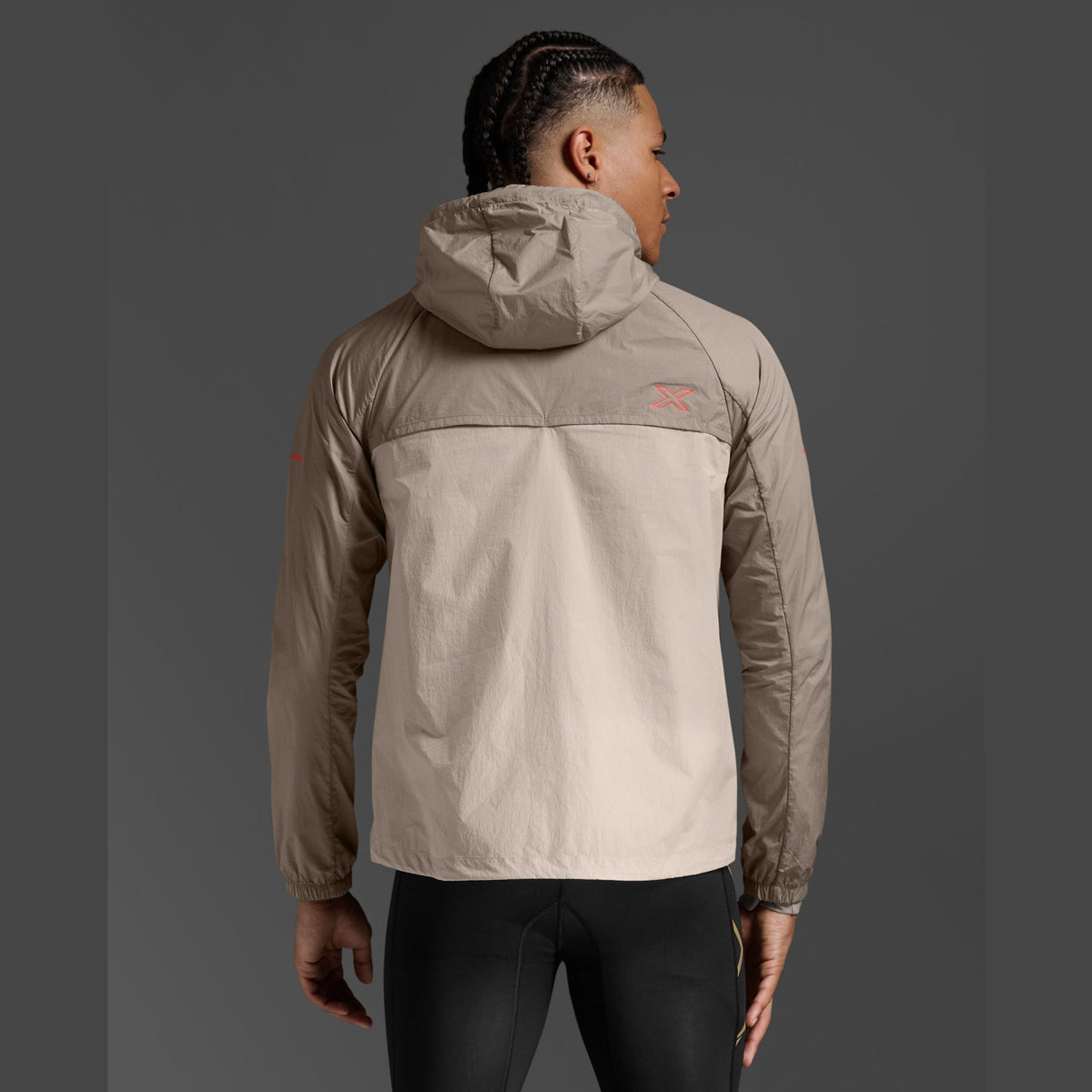 2XU Aero Windbreaker Mens APPAREL - Mens Jackets 