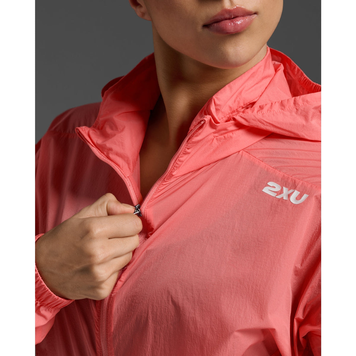 2XU Aero Windbreaker Womens APPAREL - Womens Jackets 