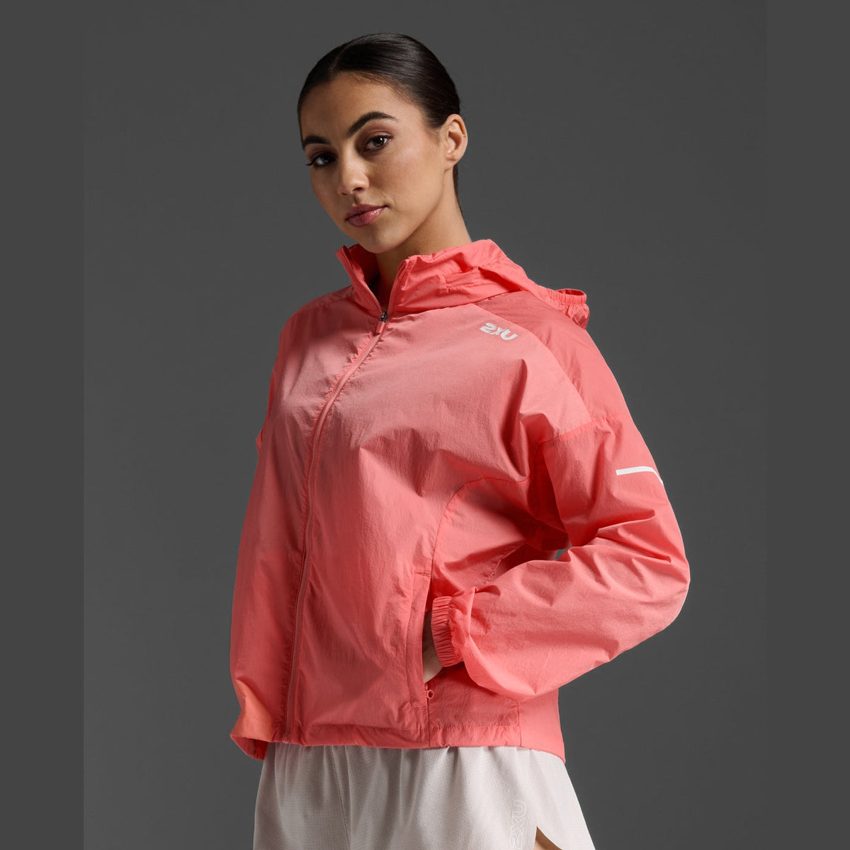 2XU Aero Windbreaker Womens APPAREL - Womens Jackets 