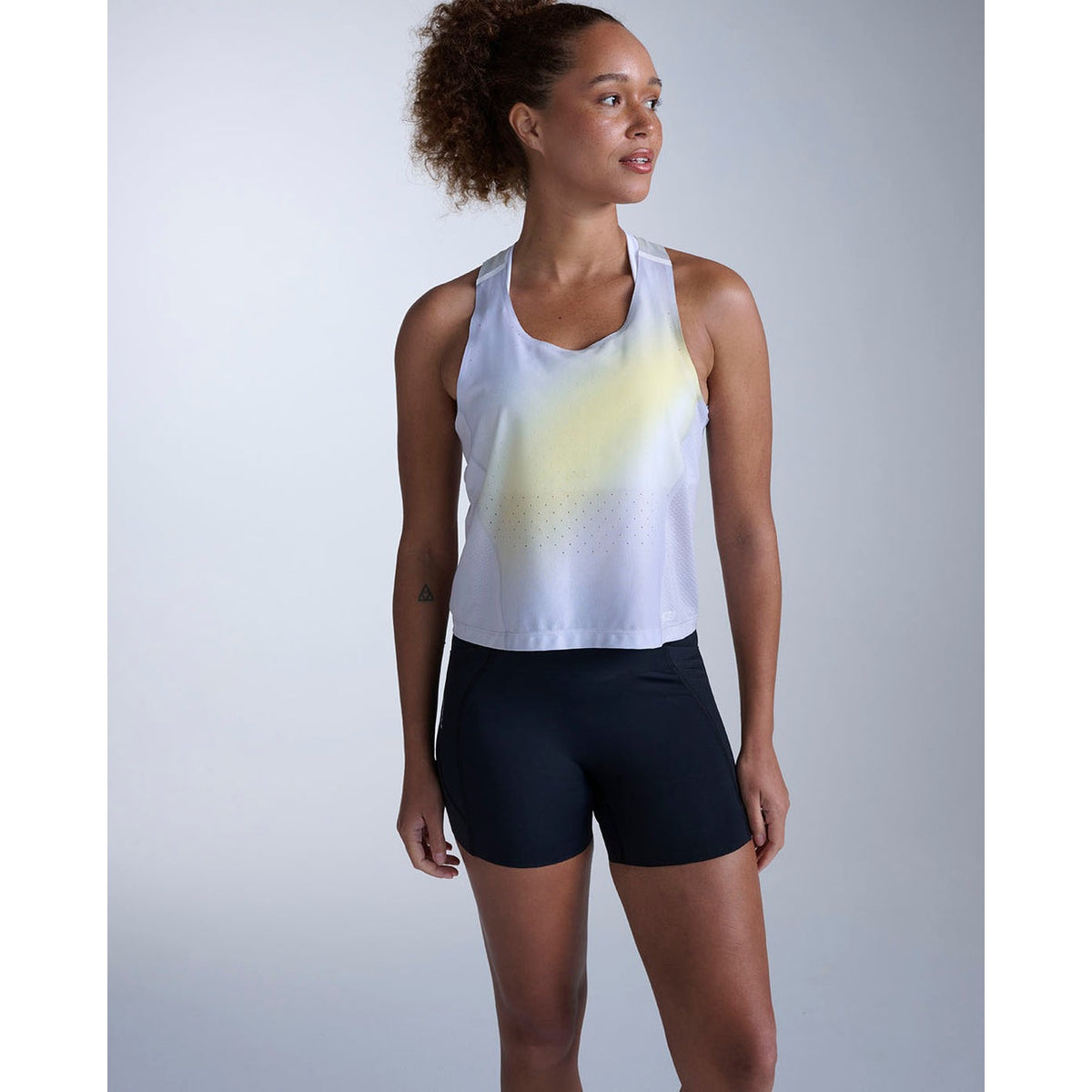 2XU Light Speed React Crop Singlet Women's APPAREL - Womens Crops LEMON MIST/WHITE REFLECTIVE