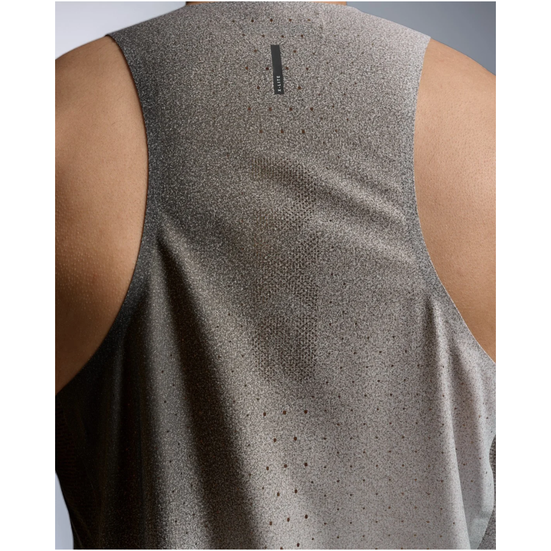2XU Light Speed React Singlet Mens