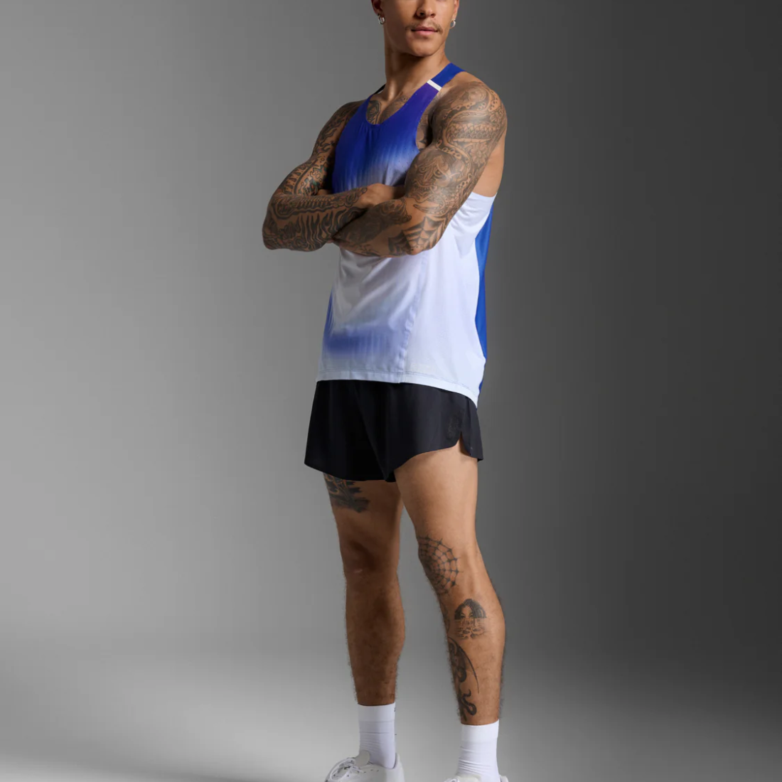 2XU Light Speed React Singlet Mens APPAREL - Mens Singlets GLASS GRADIENT SURF/WHITE REFLECTIVE