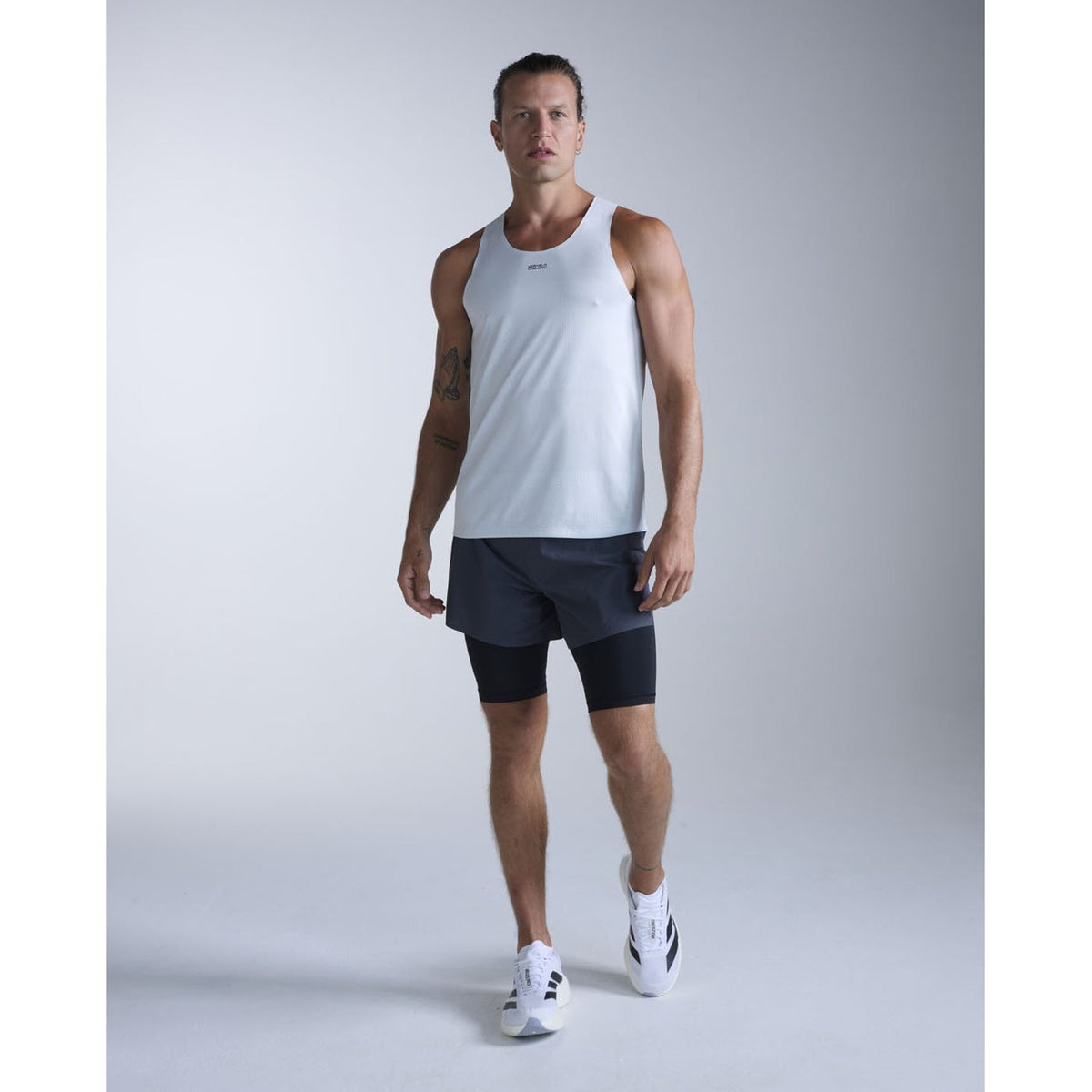 2XU Light Speed Tech Singlet Mens - APPAREL - Mens Singlets