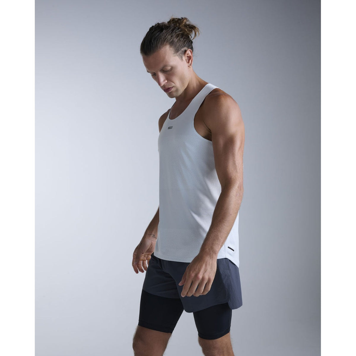2XU Light Speed Tech Singlet Mens - APPAREL - Mens Singlets