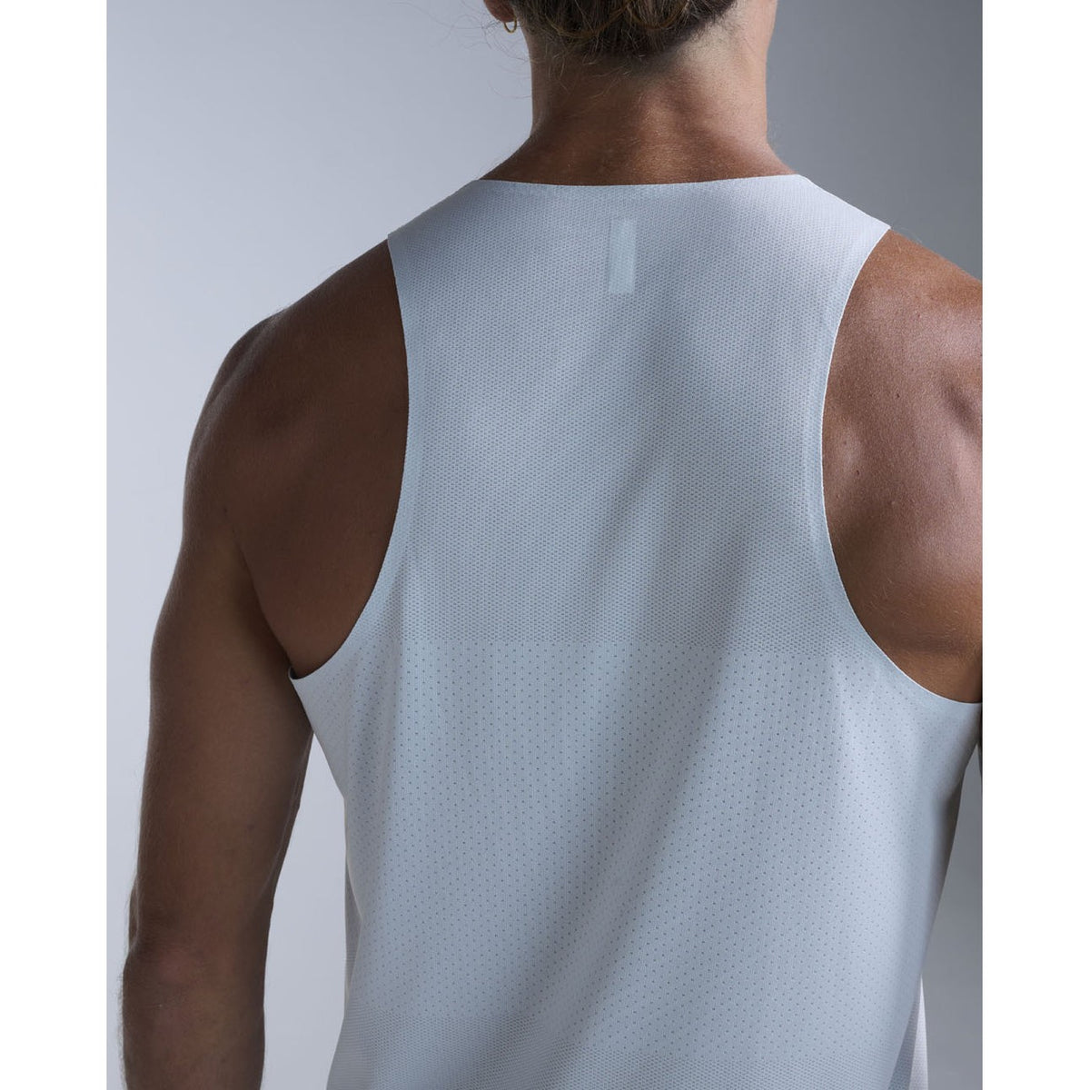 2XU Light Speed Tech Singlet Mens - APPAREL - Mens Singlets