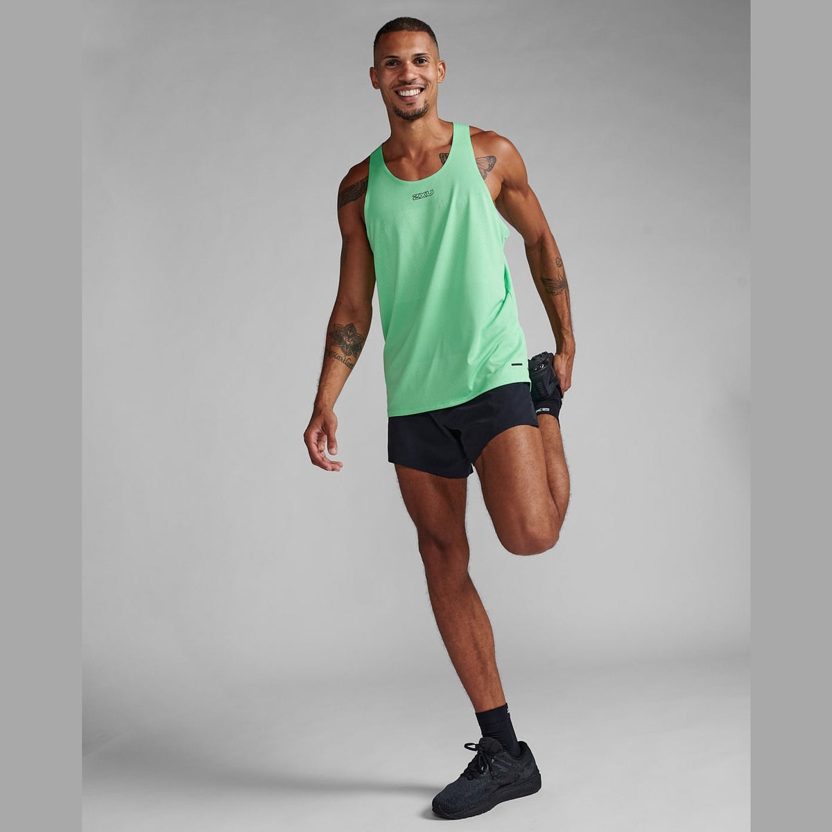 2XU Light Speed Tech Singlet Mens APPAREL - Mens Singlets 