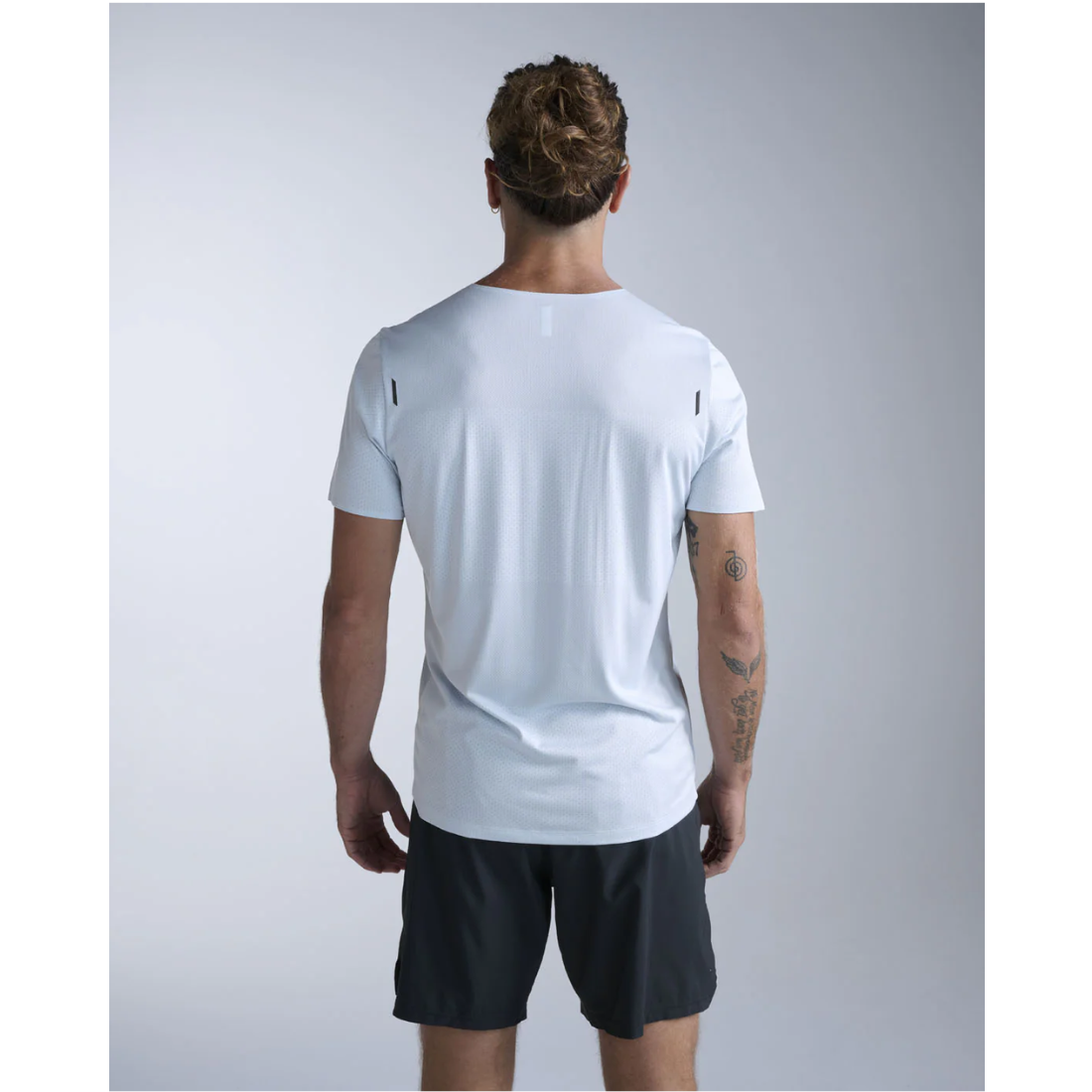 2XU Light Speed Tech Tee Mens - APPAREL - Mens T-Shirts