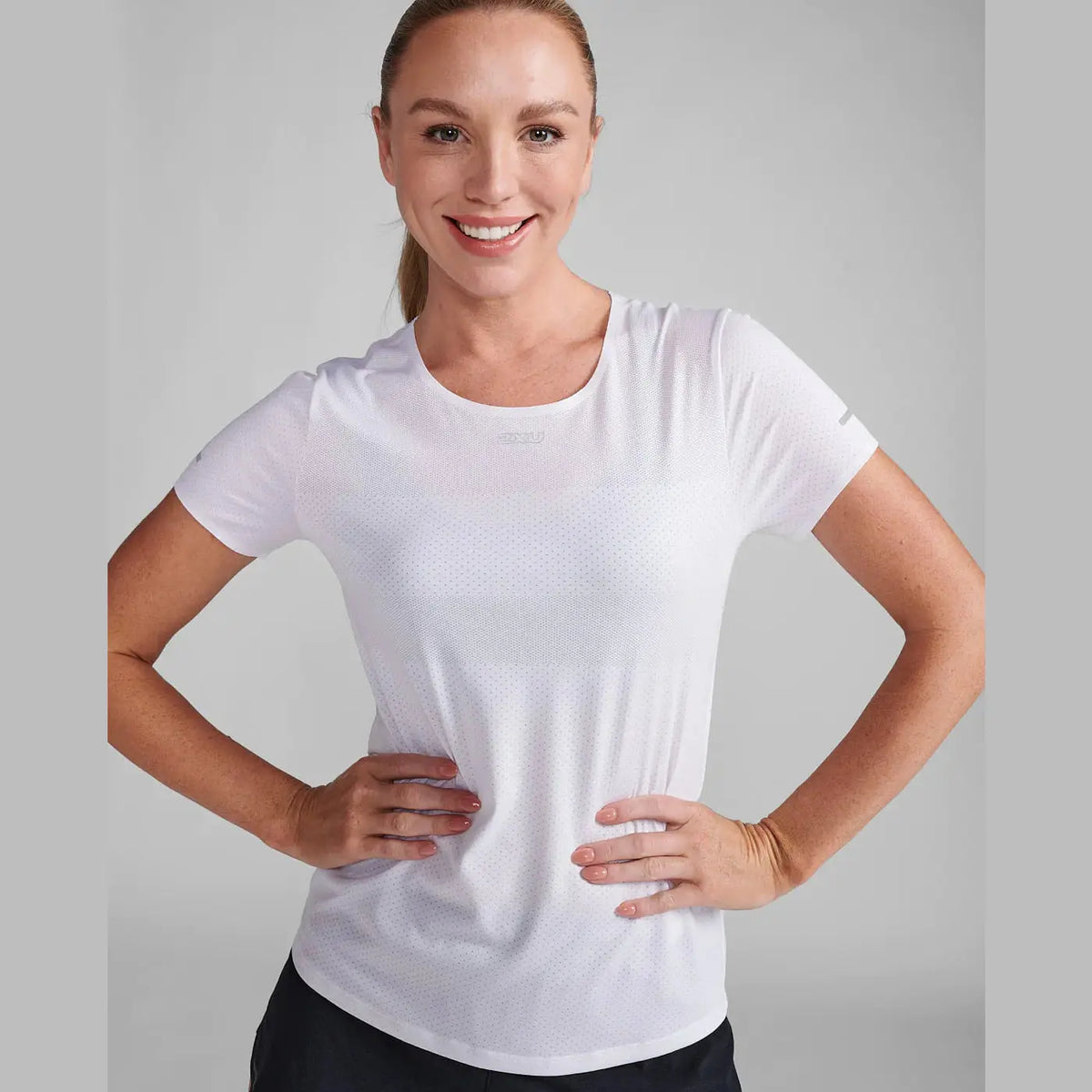 2XU Light Speed Tech Tee Womens APPAREL - Womens T-Shirts WHITE/SILVER REFLECTIVE