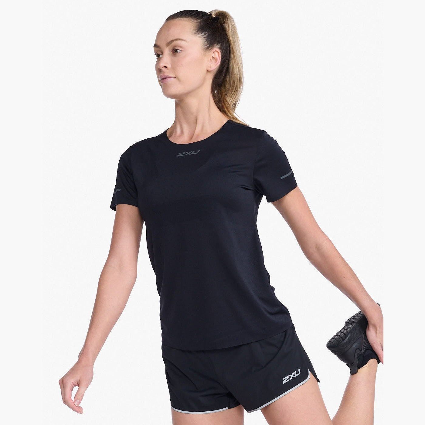 2XU Light Speed Tech Tee Womens APPAREL - Womens T-Shirts BLACK/BLACK REFLECTIVE