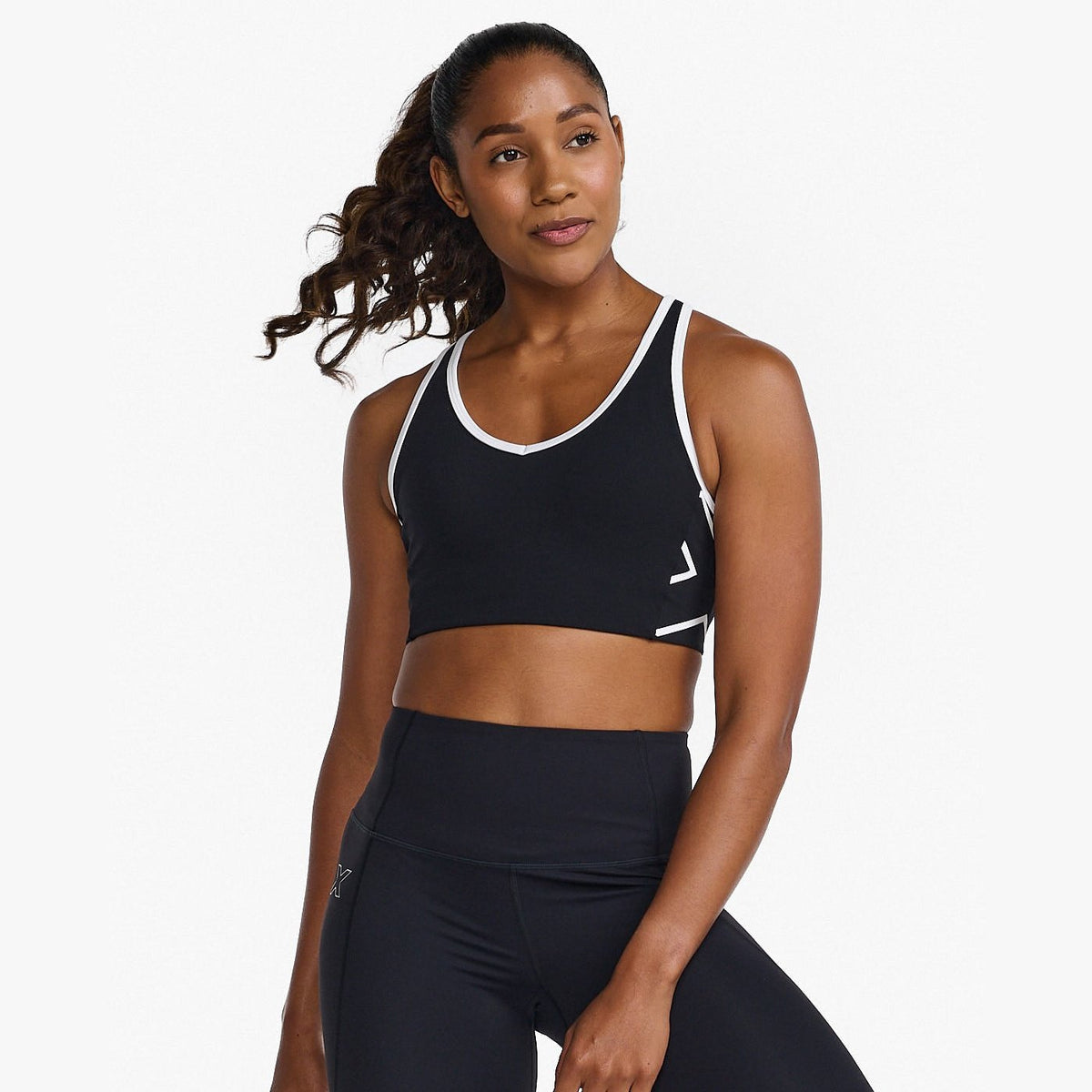 2XU Motion Racerback Bra Womens APPAREL - Womens Bras BLACK/WHITE