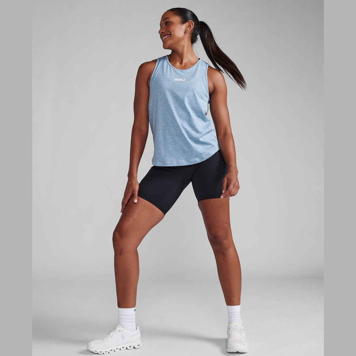 2XU Motion Tank Womens APPAREL - Womens Tanks HYDRANGEA/WHITE