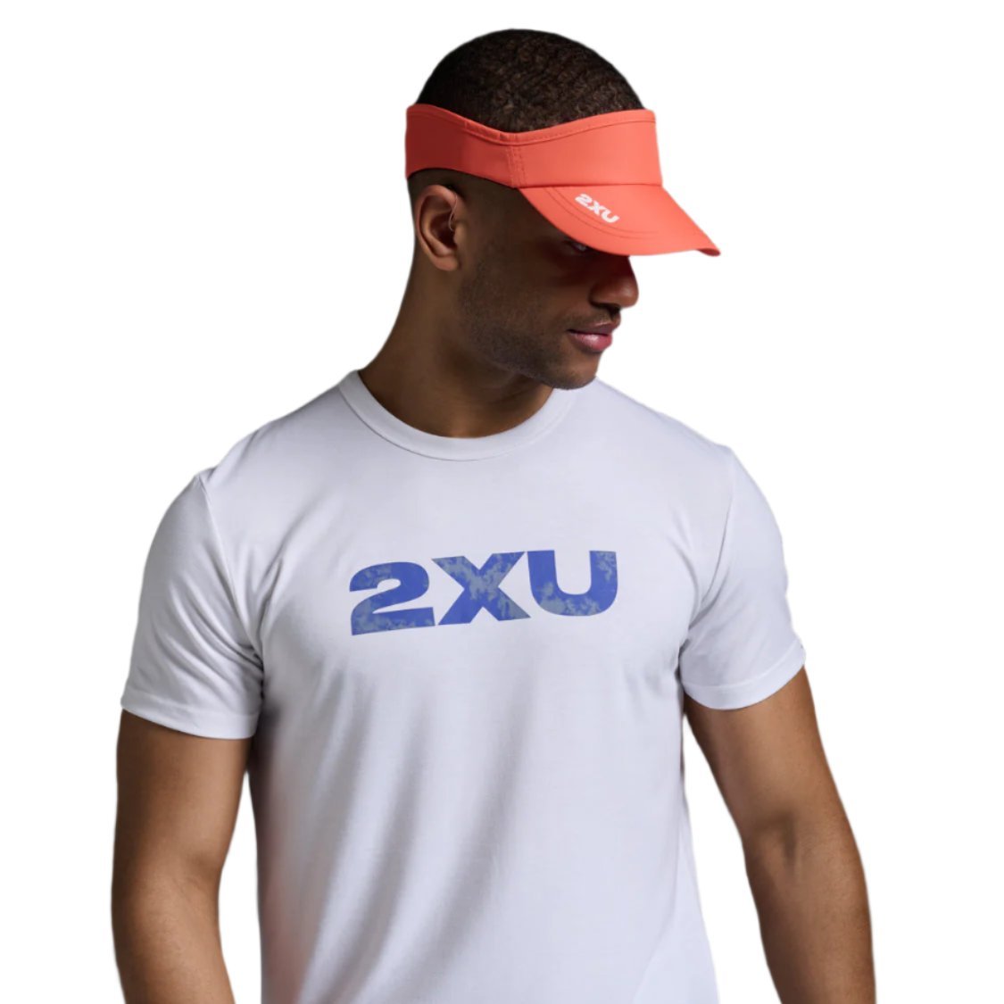 2XU Run Visor GEAR - Unisex Hats, Visors &amp; Headwear EMBER/WHITE