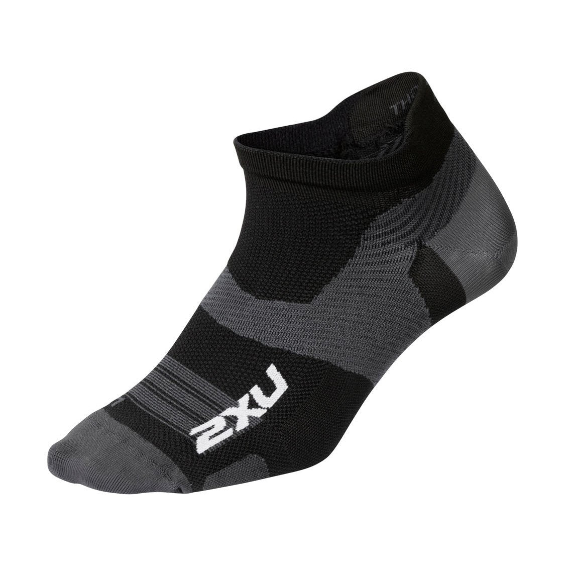 2XU Vectr Ultra Light Cushion No Show Socks GEAR - Socks Black/Titanium