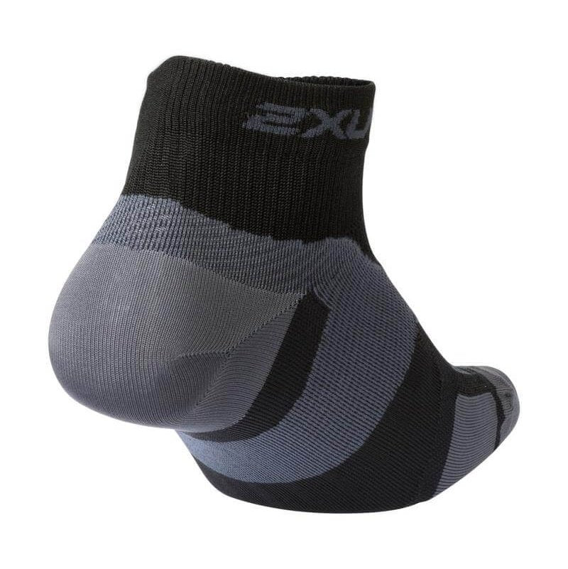 2XU Vectr Ultra Light Cushion 1/4 Socks GEAR - Socks Black/Titanium