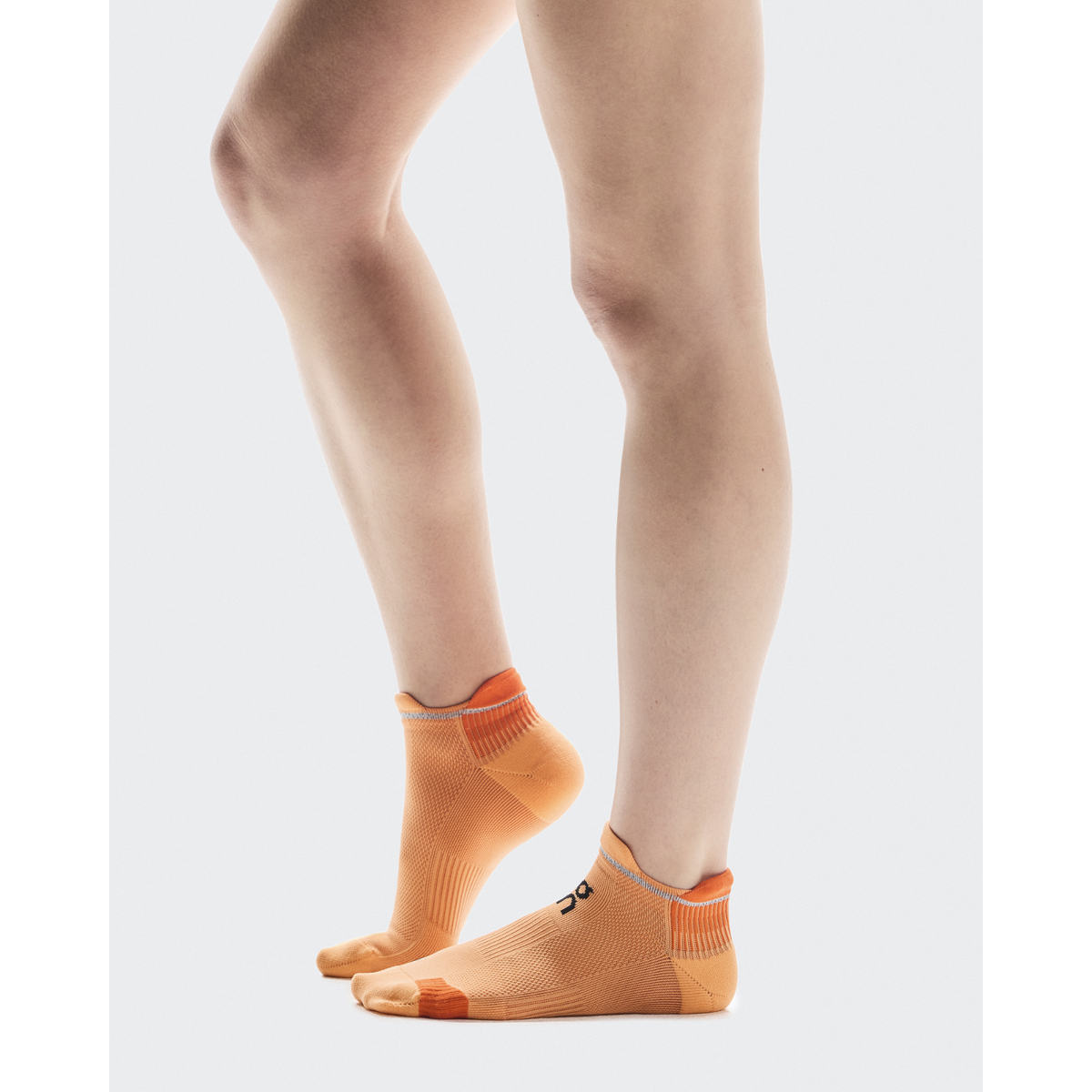 ON Performance Run Low Sock Unisex GEAR - Socks