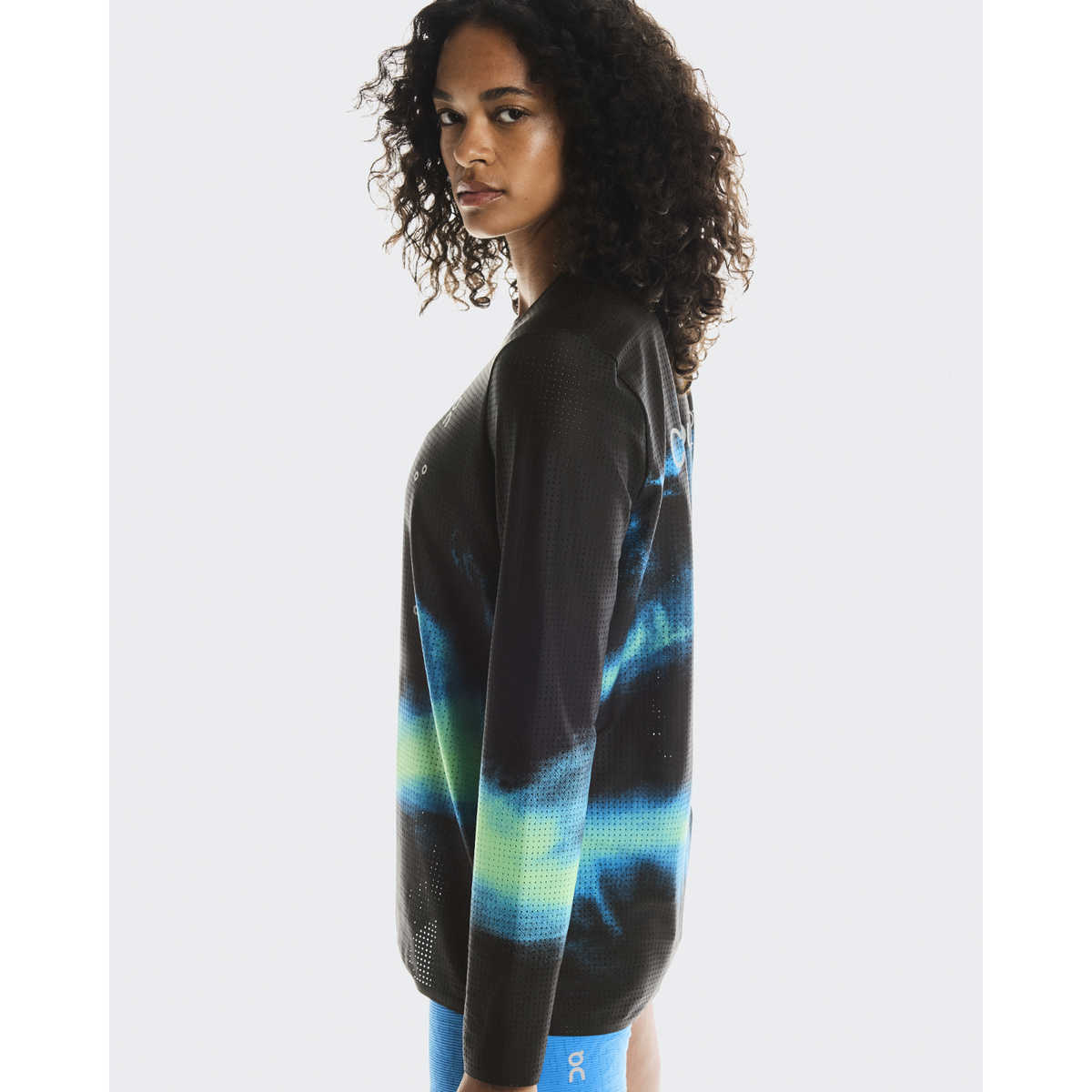 ON Pace Mesh Long-T Womens APPAREL - Womens Long Sleeve Tops
