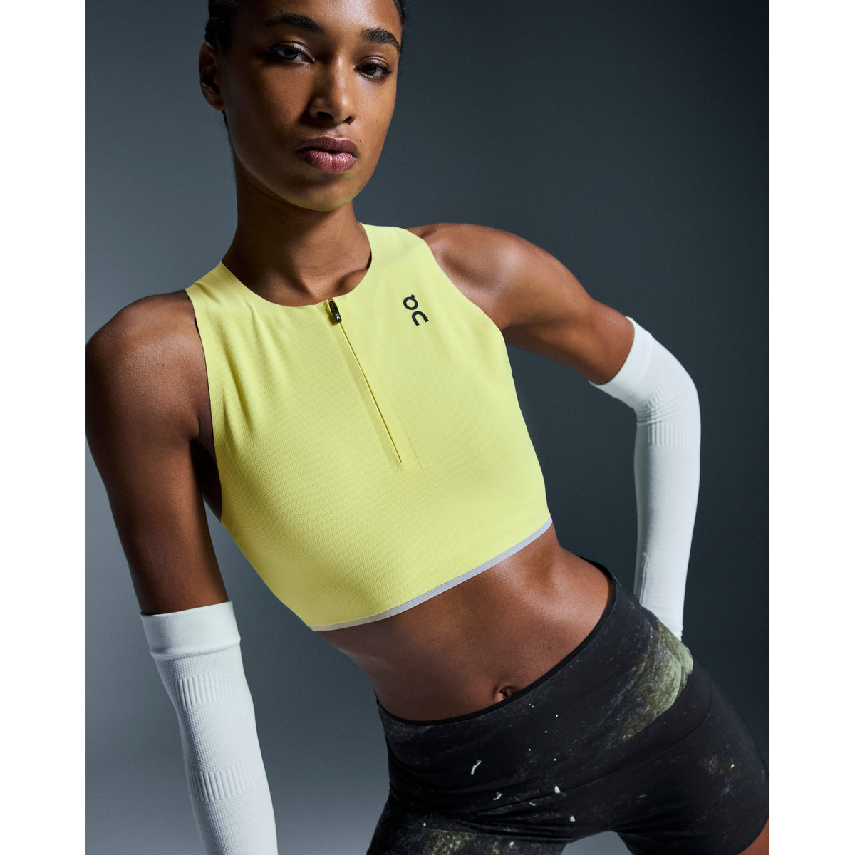 ON Race Crop Womens APPAREL - Womens Crops