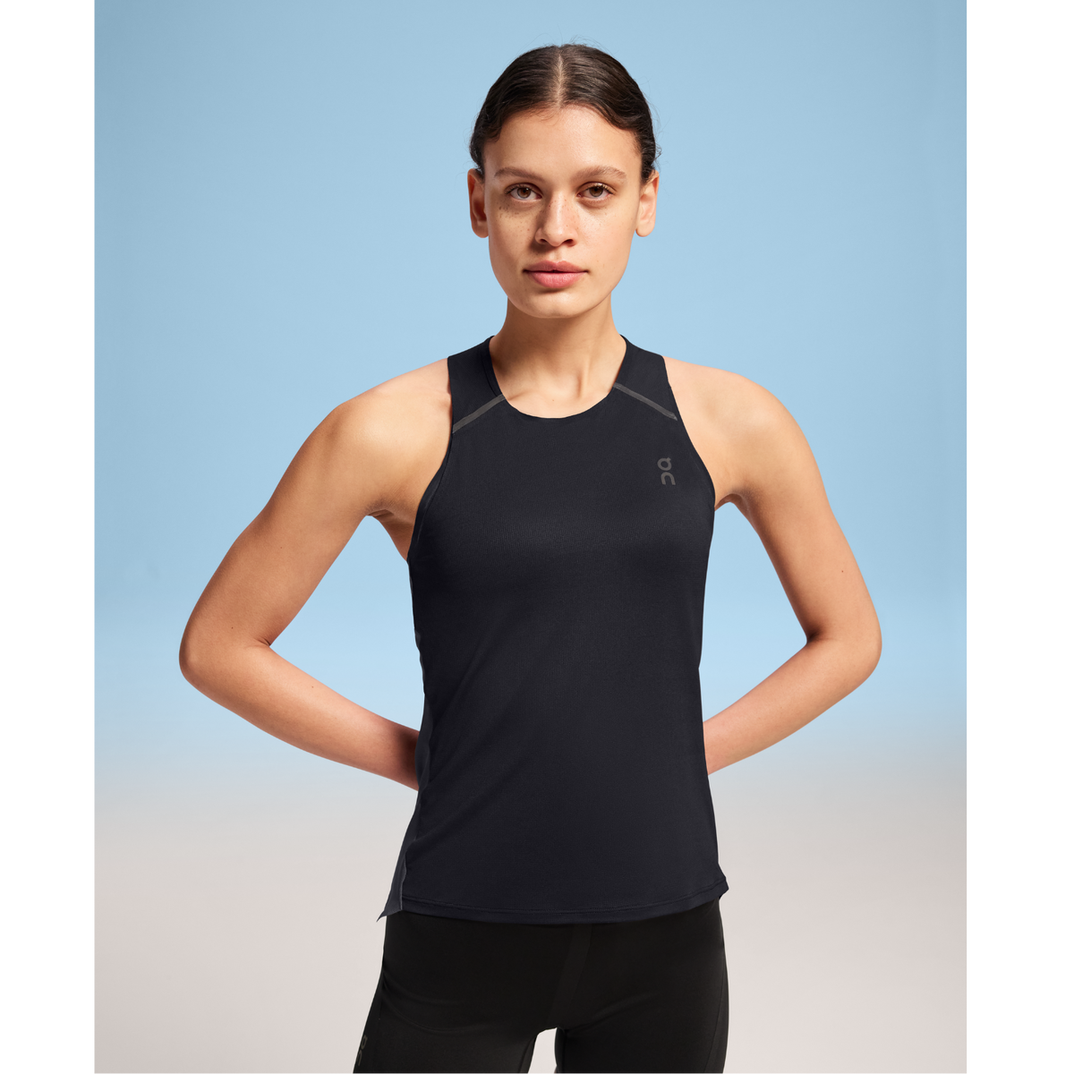 ON Performance Tank Womens APPAREL - Womens Tanks