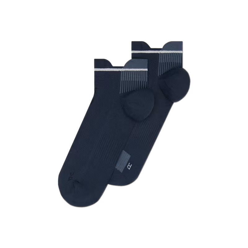 ON Performance Run Low Sock Unisex GEAR - Socks NAVY/NAVY