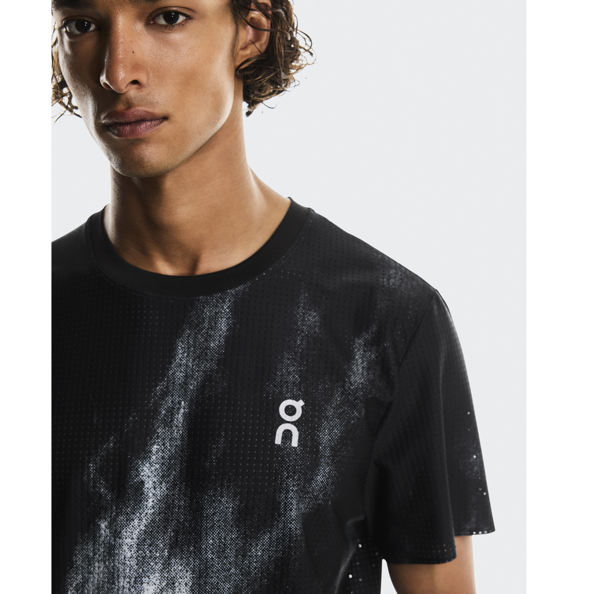 ON Pace Mesh-T Mens APPAREL - Mens T-Shirts