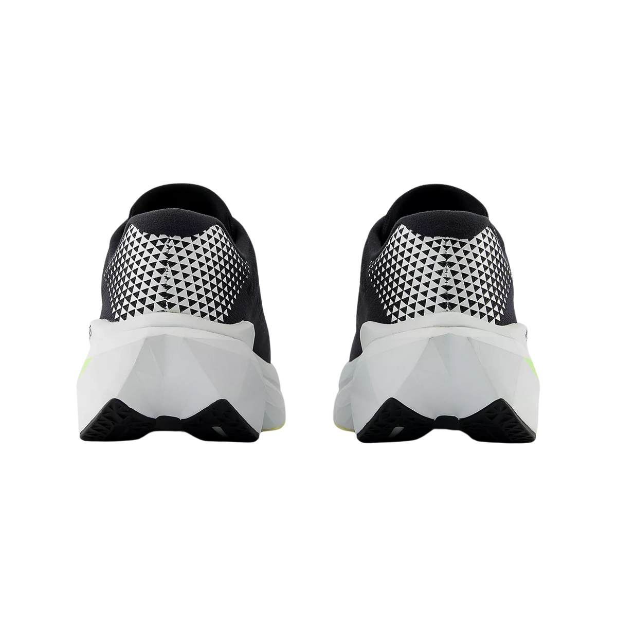 NEW BALANCE FuelCell SuperComp Trainer v3 Mens FOOTWEAR - Mens Carbon Plate