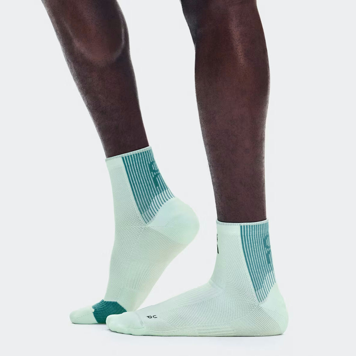 ON Performance Run Mid Sock Unisex - GEAR - Socks