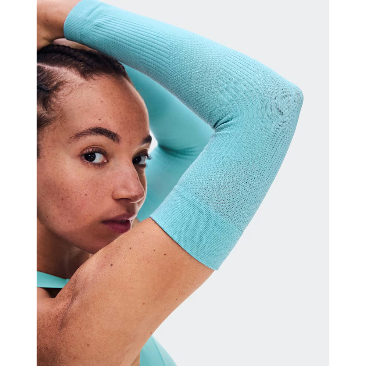 ON Performance Arm Sleeves (Unisex) GEAR - Accessories