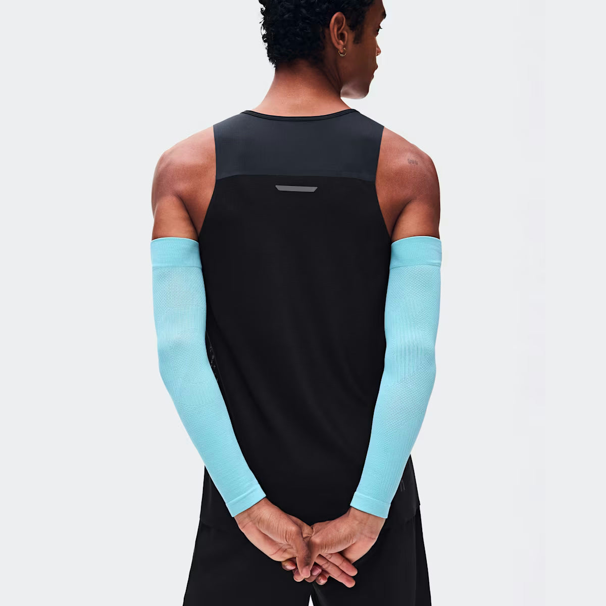 ON Performance Arm Sleeves (Unisex) GEAR - Accessories