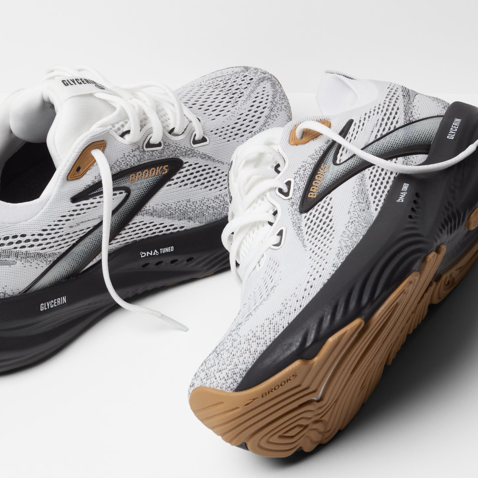 BROOKS Glycerin 22 Wide (2E) Mens FOOTWEAR - Mens Neutral Cushioned WHITE/GREY/BLACK