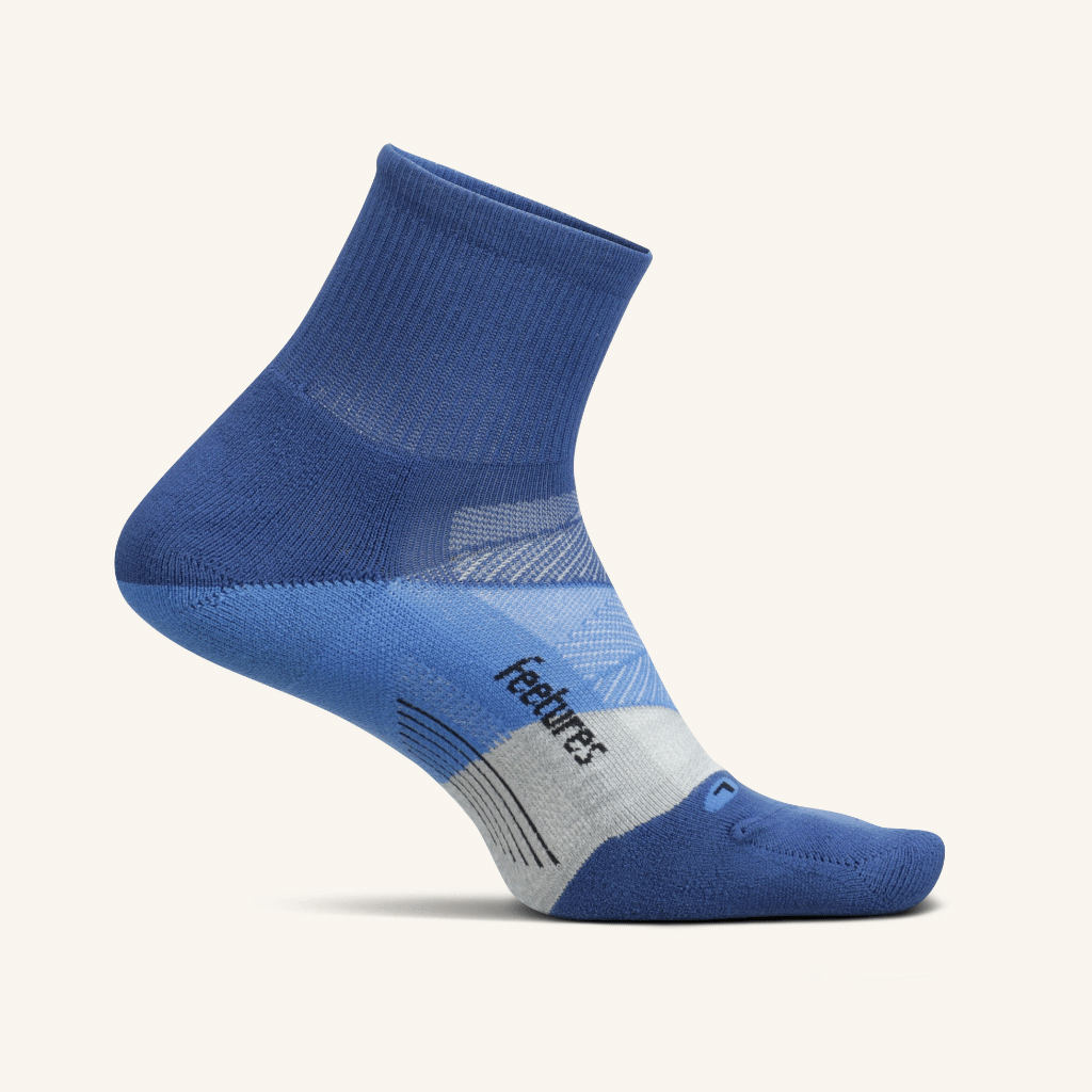 FEETURES Elite Ultra Light Cushion Quarter GEAR - Socks BUCKLE UP BLUE