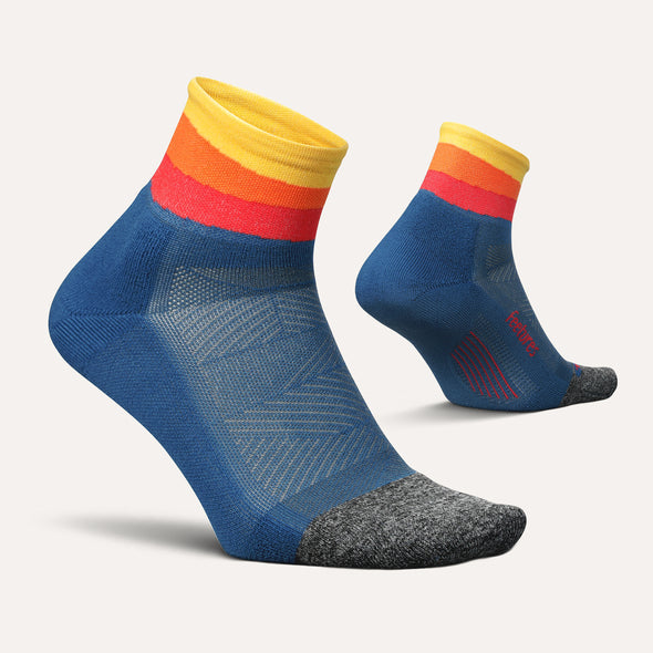 FEETURES Elite Light Cushion Quarter GEAR - Socks