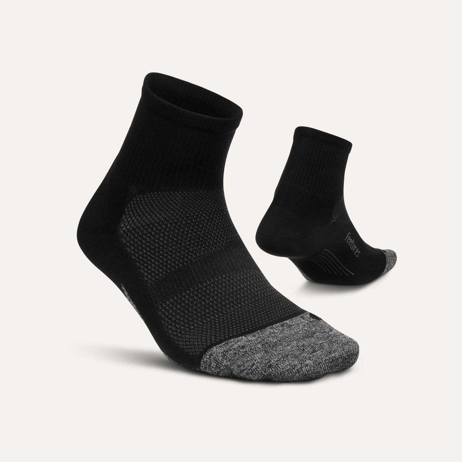 FEETURES Elite Light Cushion Quarter GEAR - Socks BLACK
