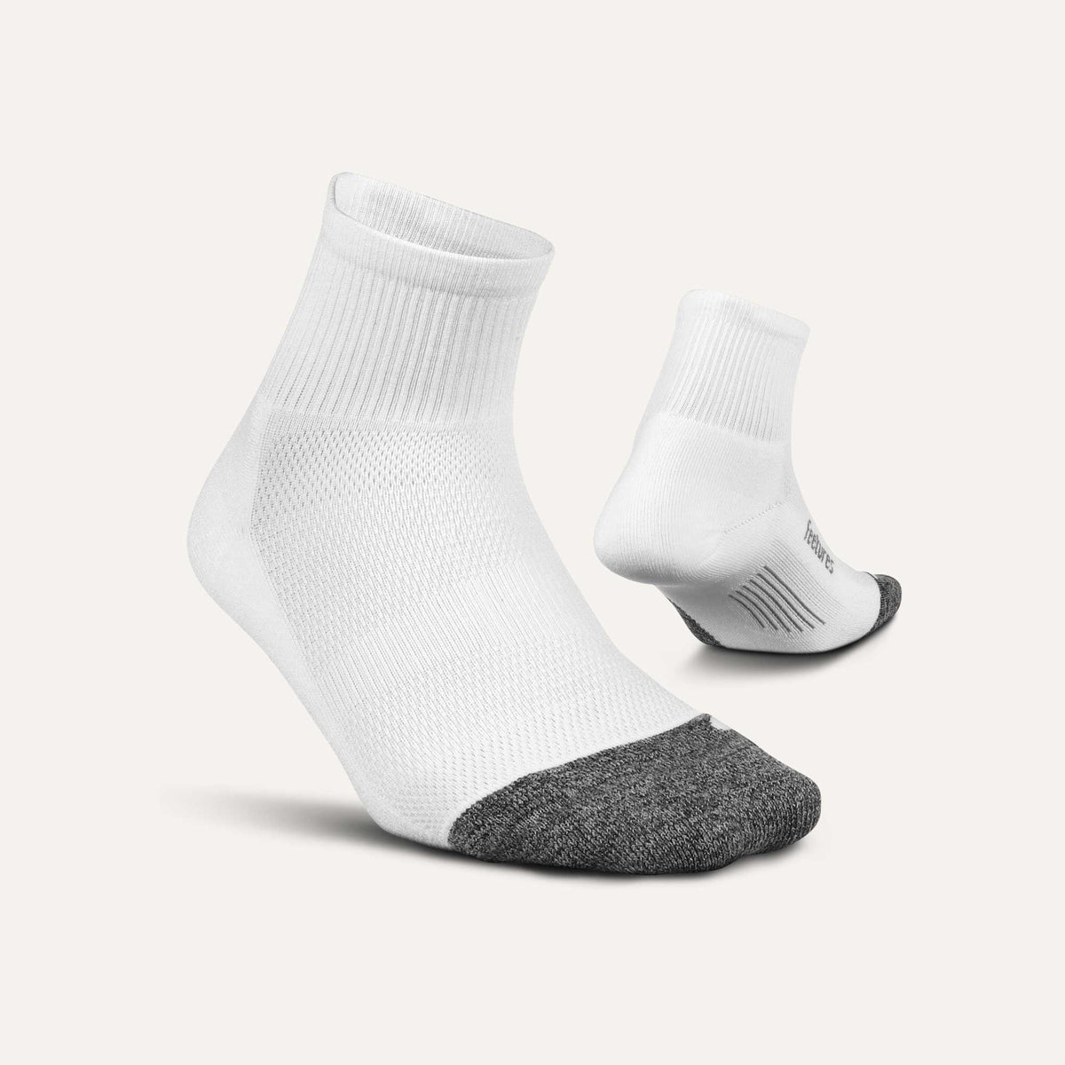 Feetures Elite Light Cushion Quarter GEAR - Socks 